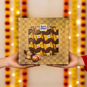 Ritter Sport Center Filled Hazelnut Chocolate Gift Pack (16 Pieces) - 128 g