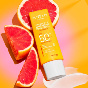 Dot & Key Vitamin C + E Super Bright Sunscreen (SPF 50+ PA++++) - 50 g