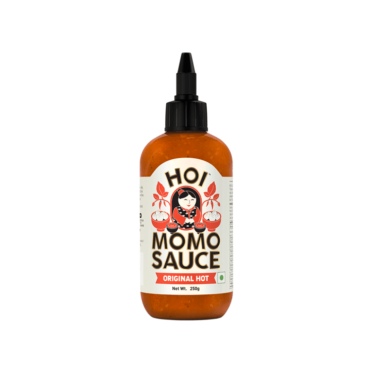 Hoi Momo Sauce Hot Red Chilli Sauce – 250 g